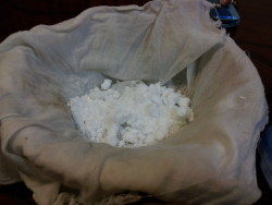 フウさんが煮詰めて作った塩