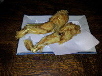 カエルの唐揚げ